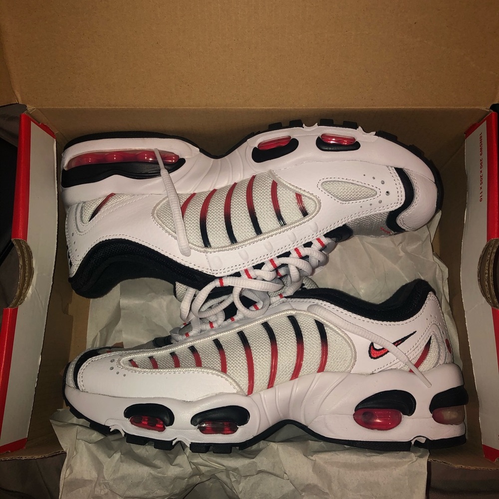 Nike Air Max Tailwind 4